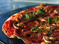 Stenugnsbakad pizza Stenugnsbakad pizza